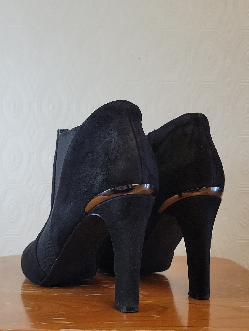 Tahari Black Suede Ankle Bootie‎ - US 8 — Silver Cutout Heel - Sleek Dress Boot - Picture 2 of 11